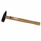 Молоток с квадратным бойком 400 гр.деревянная ручка Вихрь