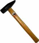 Молоток с квадратным бойком 600 гр.деревянная ручка Вихрь